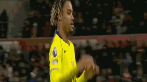 问鼎娱乐下载 资讯 101030 5dv